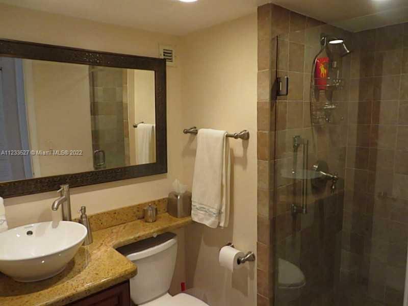 1450 BRICKELL BAY DR # 510