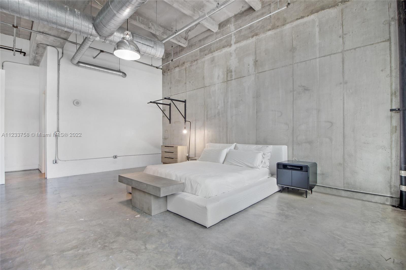 1749 NE Miami Ct Unit: 202