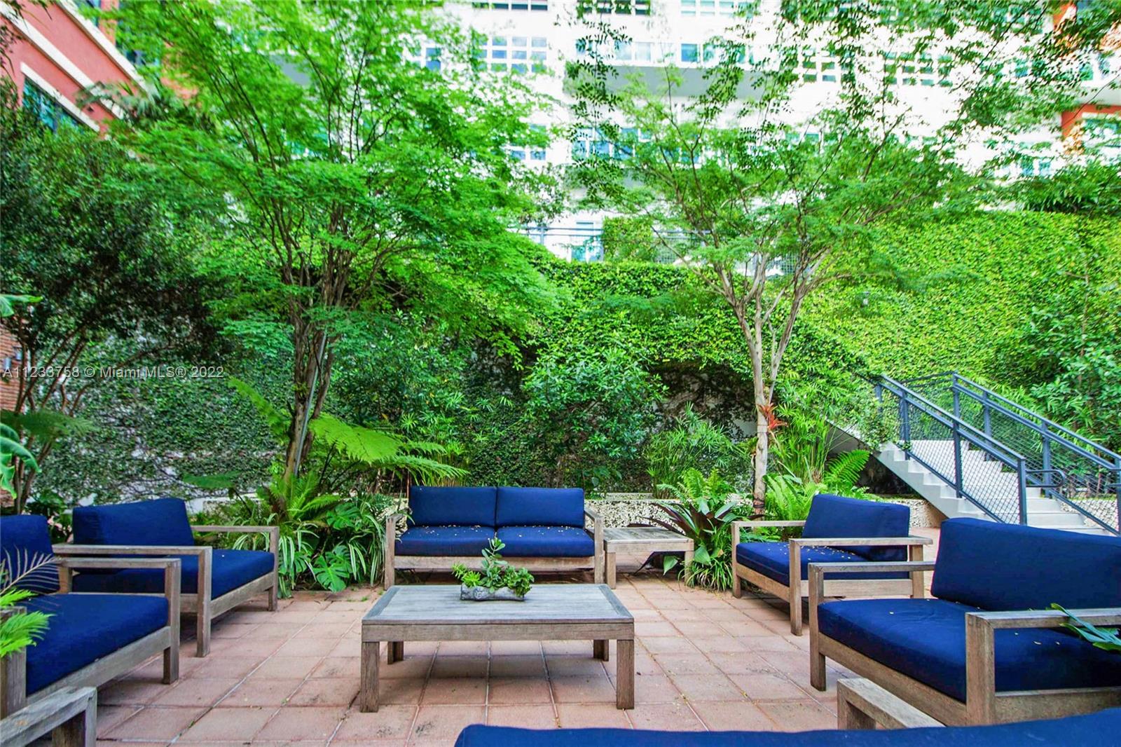 1749 NE Miami Ct Unit: 202