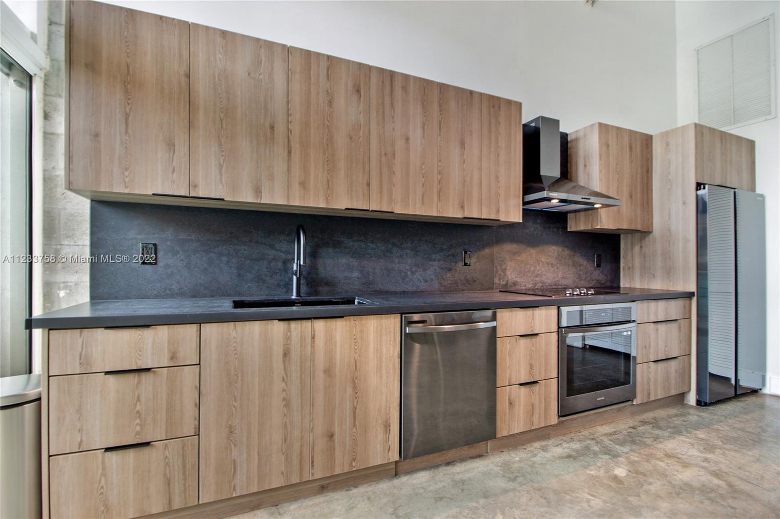 1749 NE Miami Ct Unit: 202