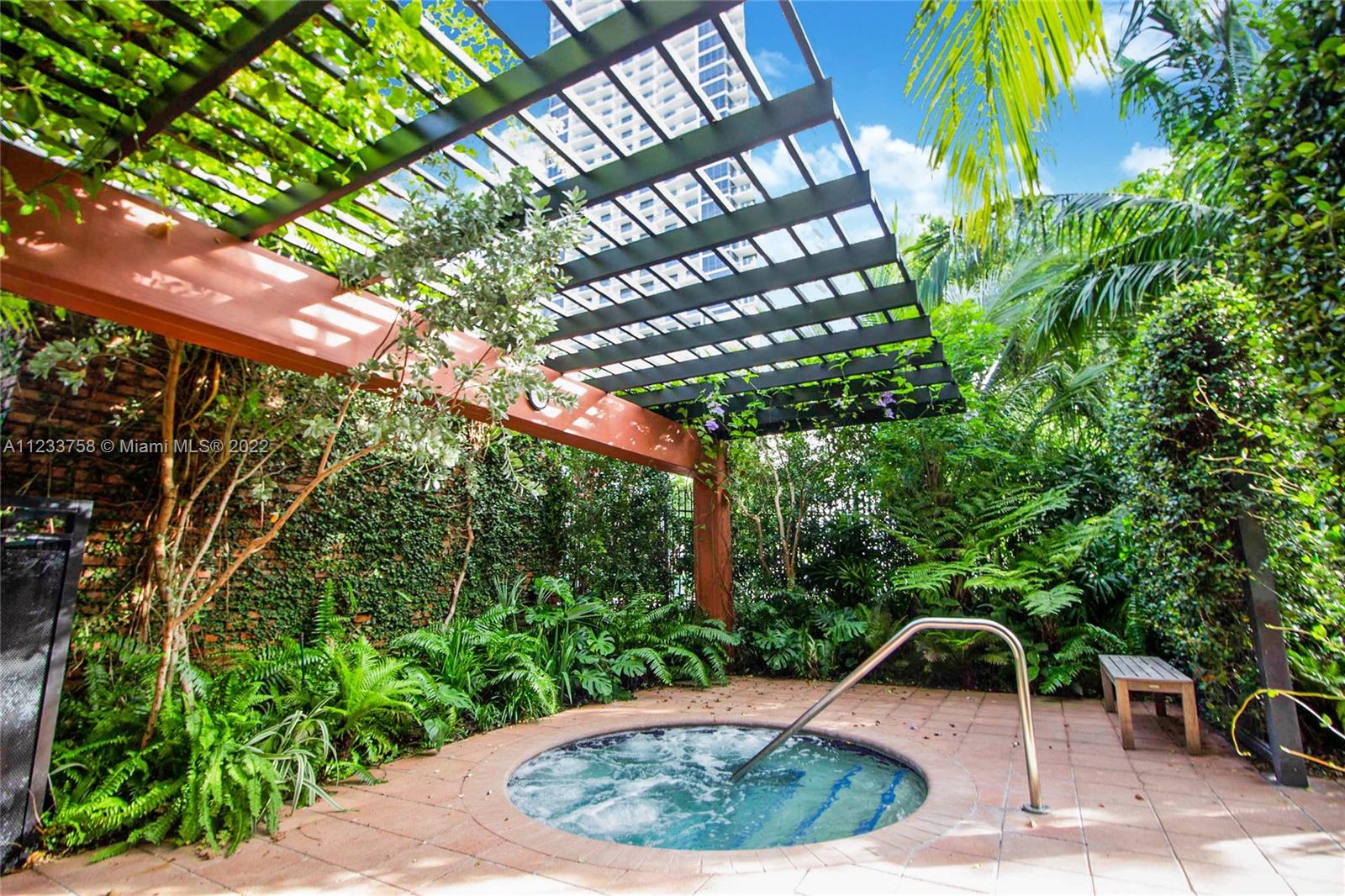 1749 NE Miami Ct Unit: 202