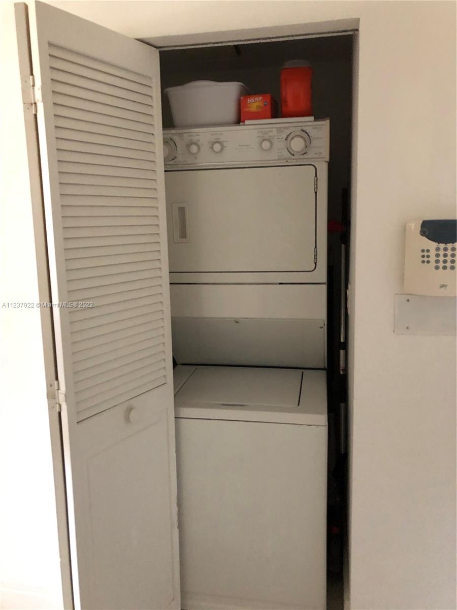 151 Crandon Blvd # 127