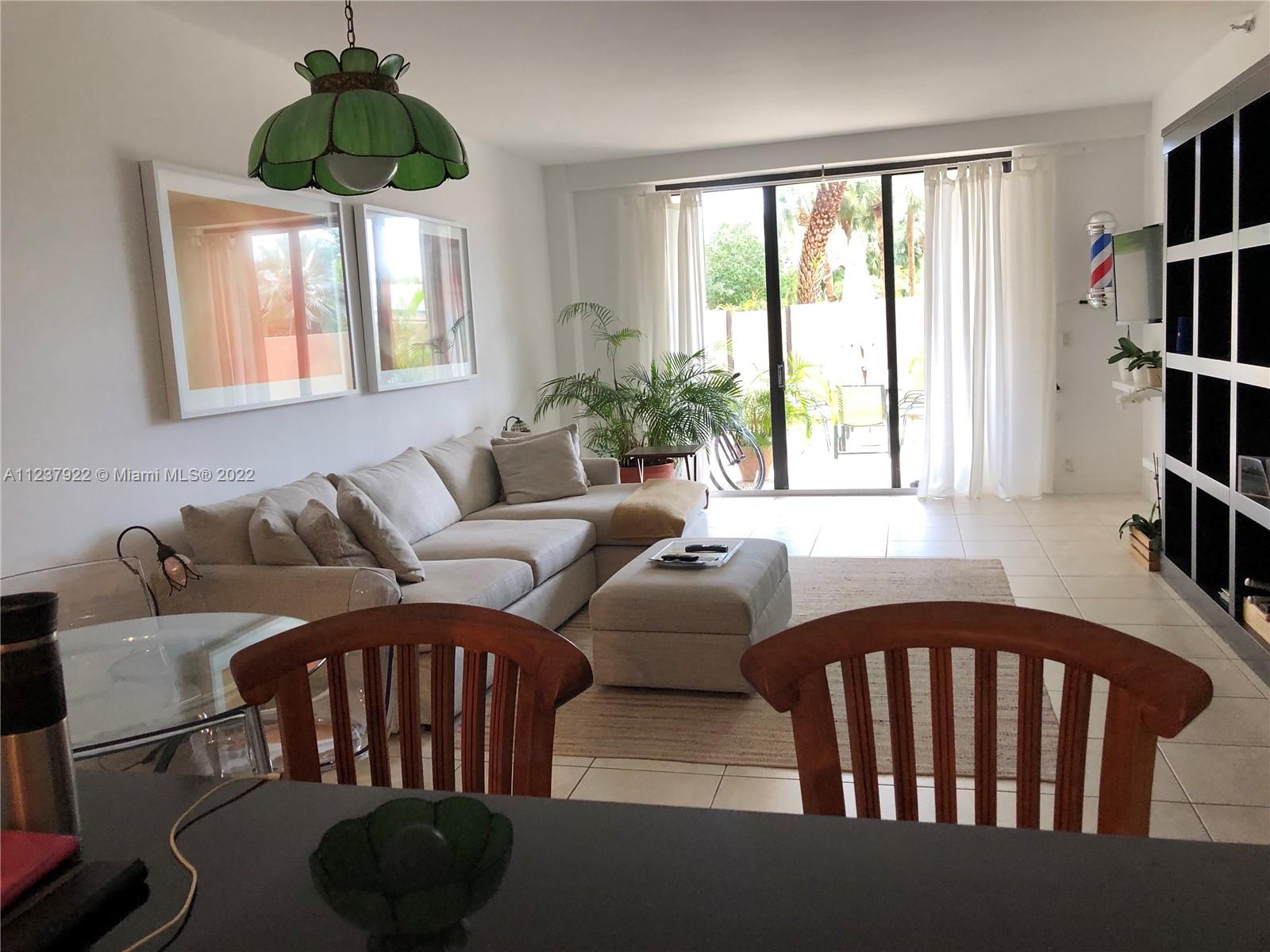 151 Crandon Blvd # 127