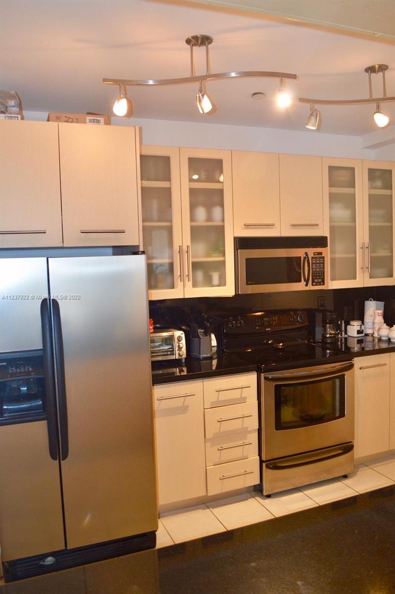 151 Crandon Blvd # 127