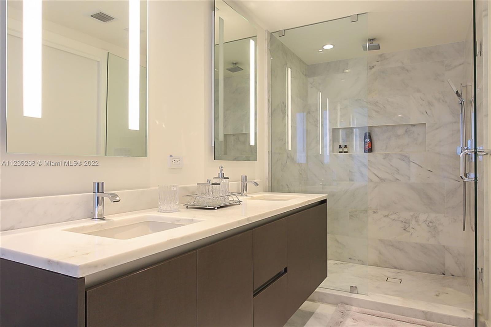 1451 Brickell Ave # 1705