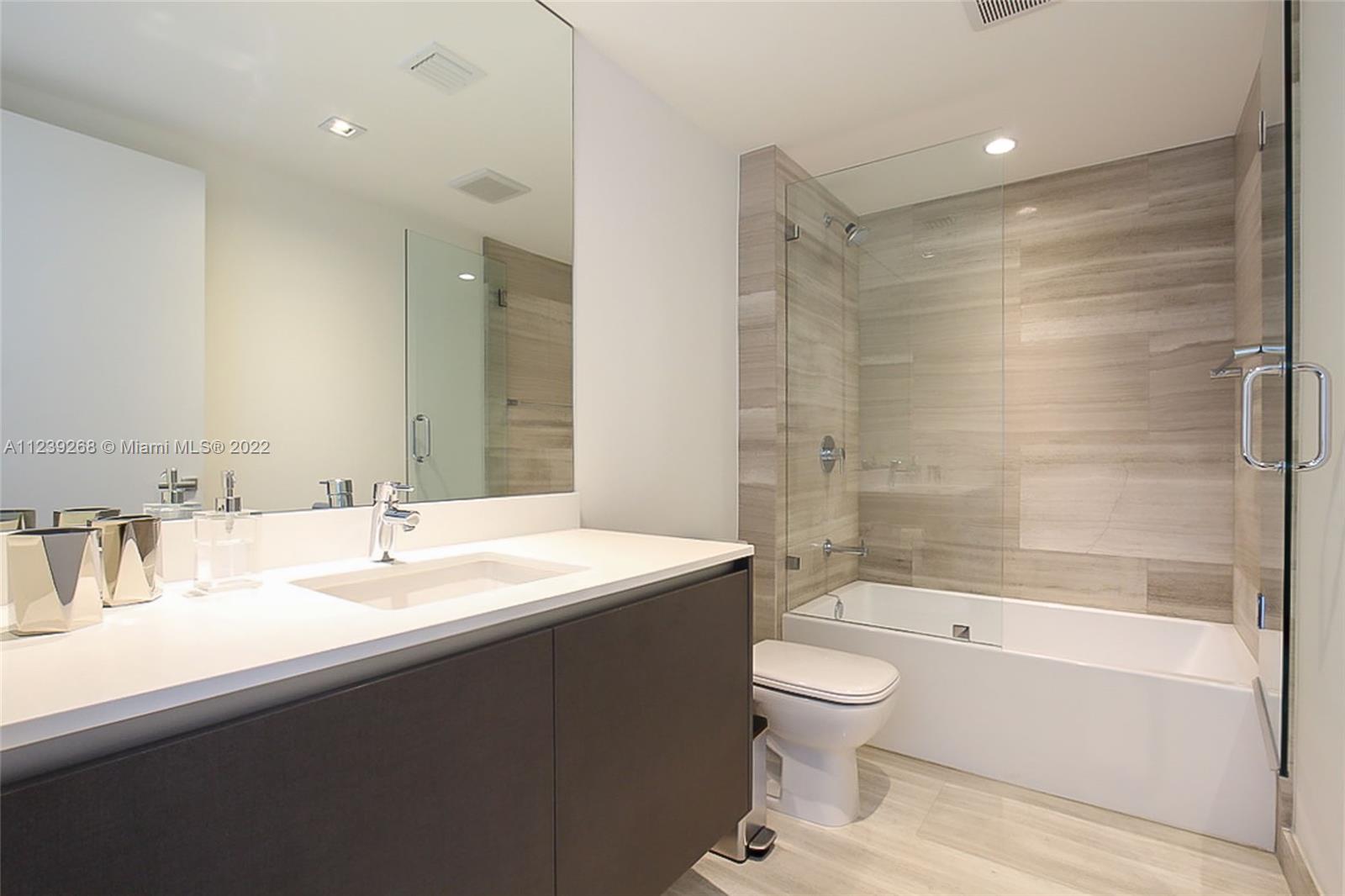 1451 Brickell Ave # 1705