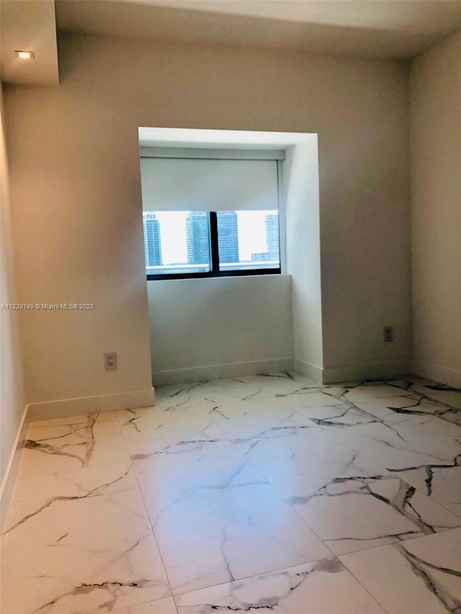 3131 NE 7TH AVENUE # 2305
