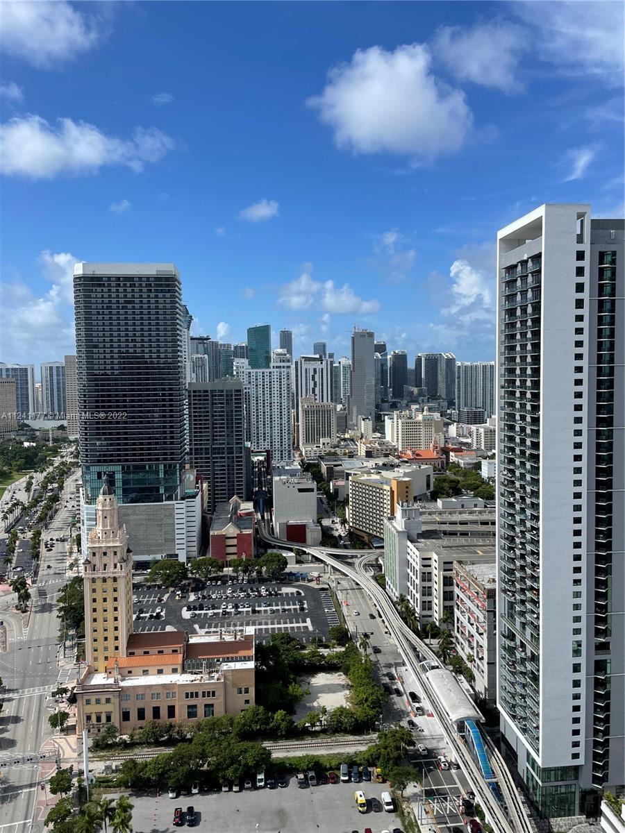 888 BISCAYNE BLVD # 3704
