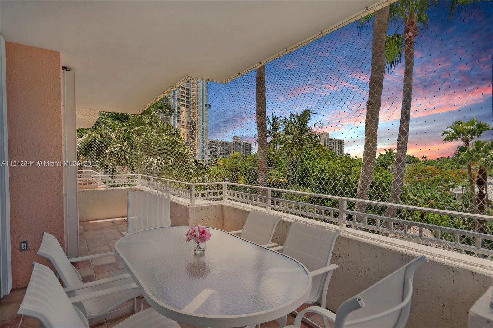799 Crandon Blvd # 308