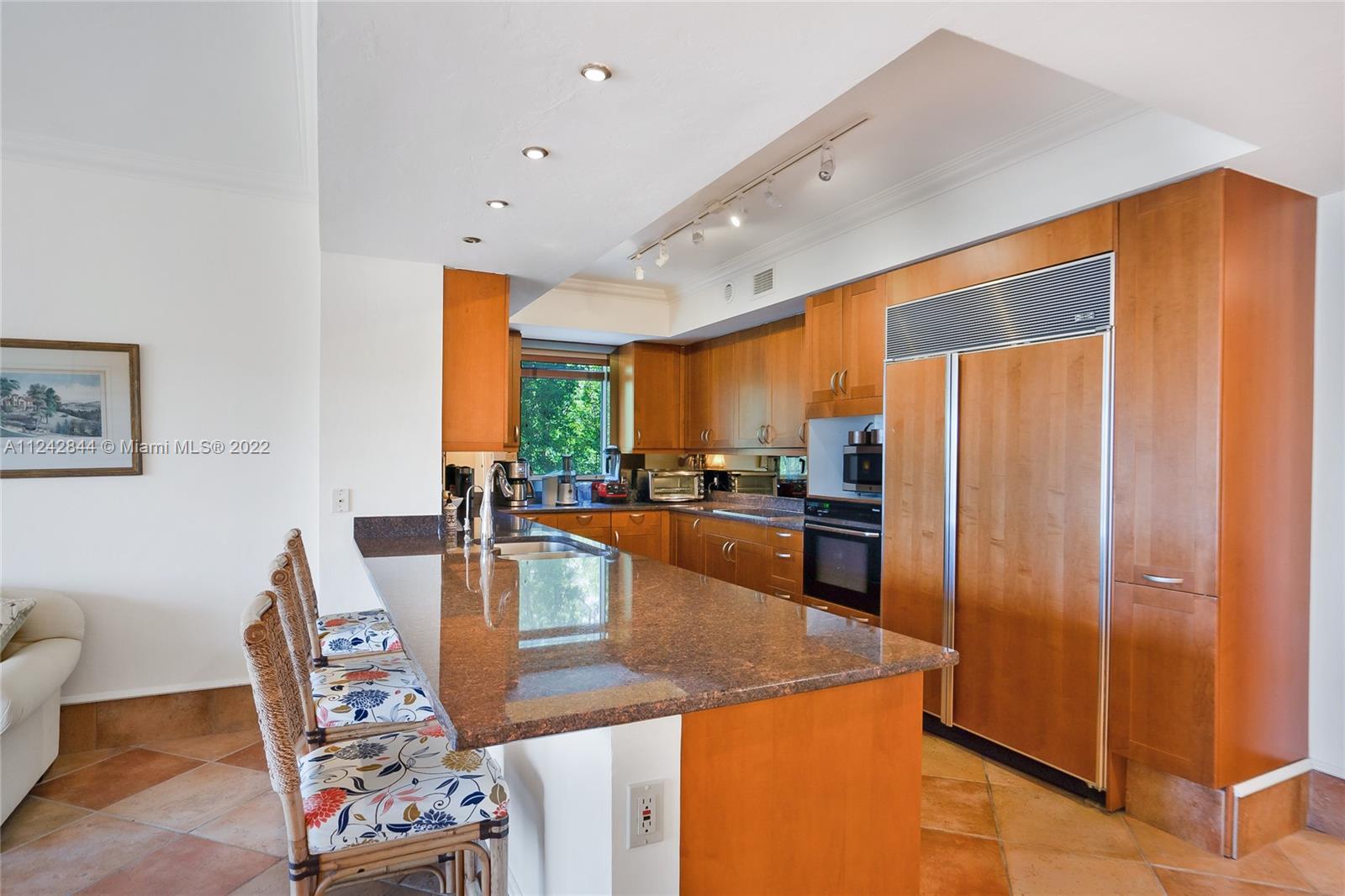 799 Crandon Blvd # 308