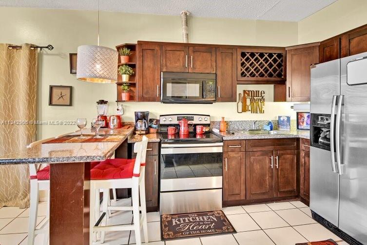 26 Diplomat Pkwy # 2272
