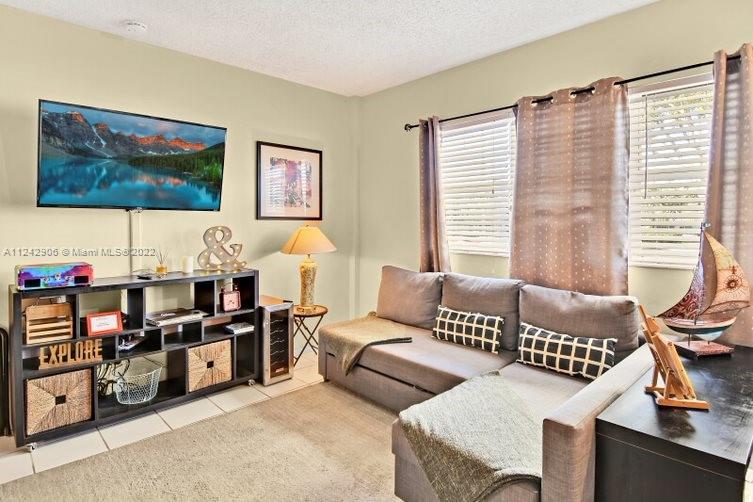 26 Diplomat Pkwy # 2272