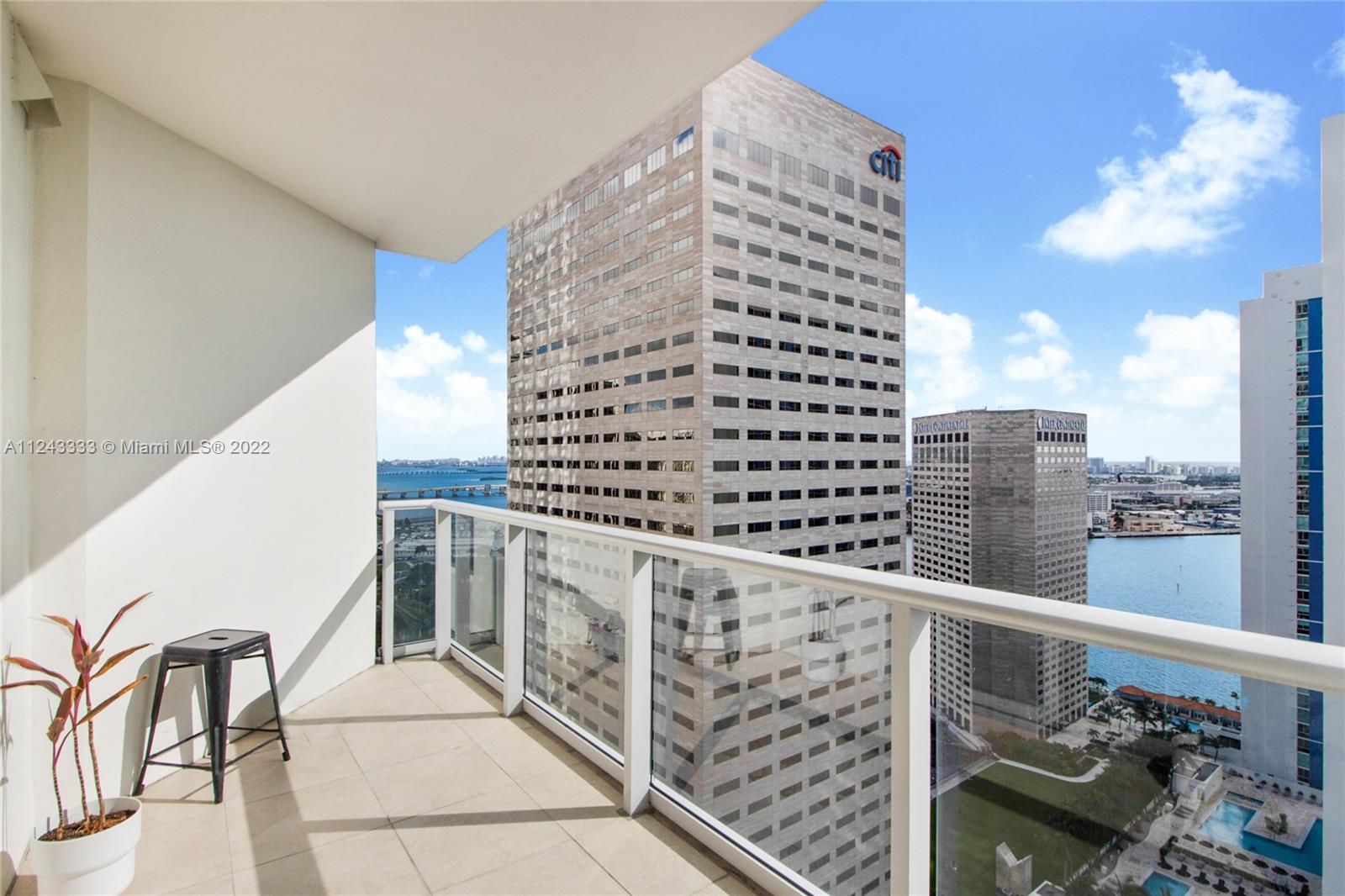 300 S Biscayne Blvd # 3214 Unit: T-3214