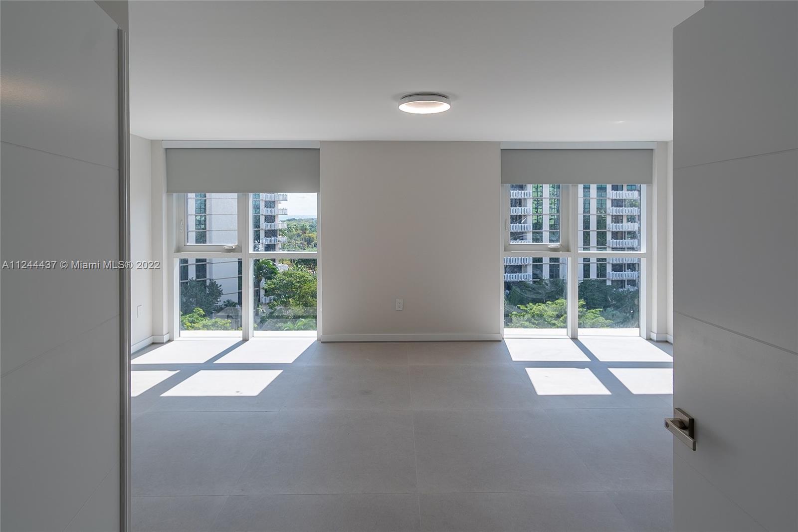 600 Grapetree Dr Unit: 9ES