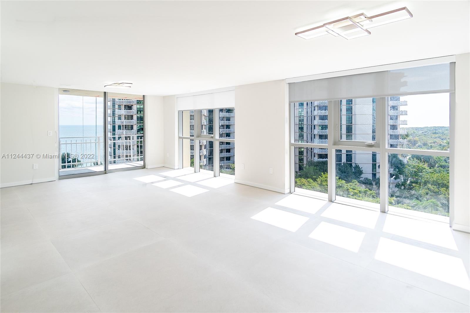 600 Grapetree Dr Unit: 9ES