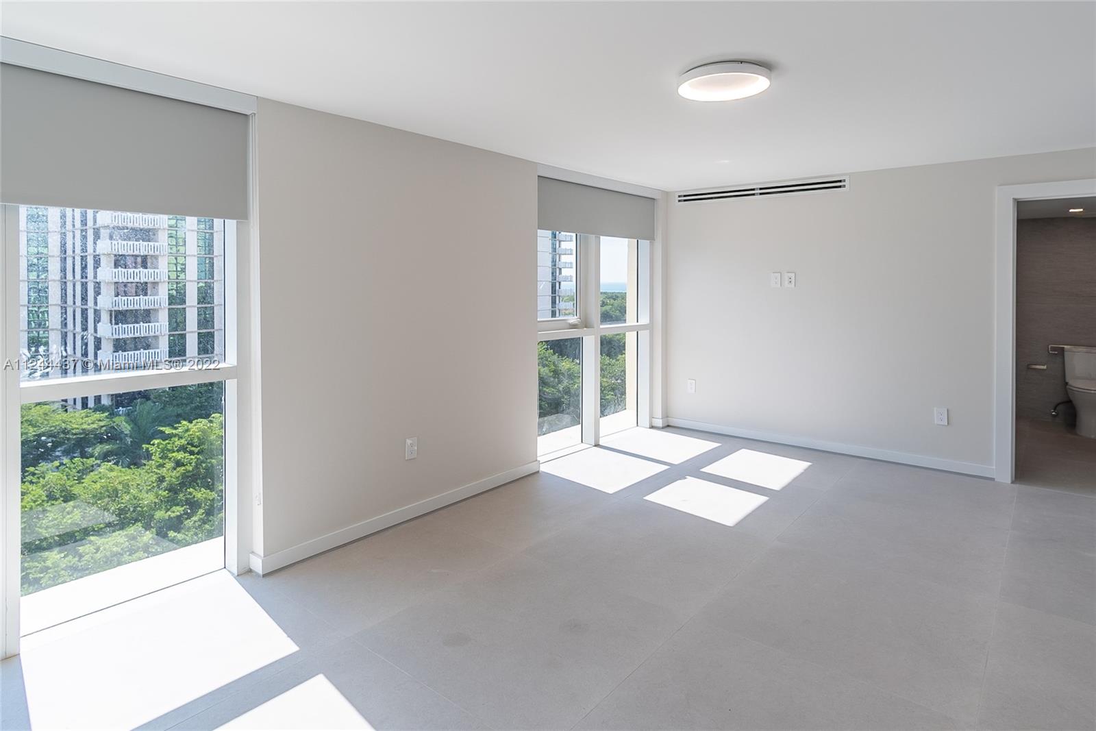 600 Grapetree Dr Unit: 9ES