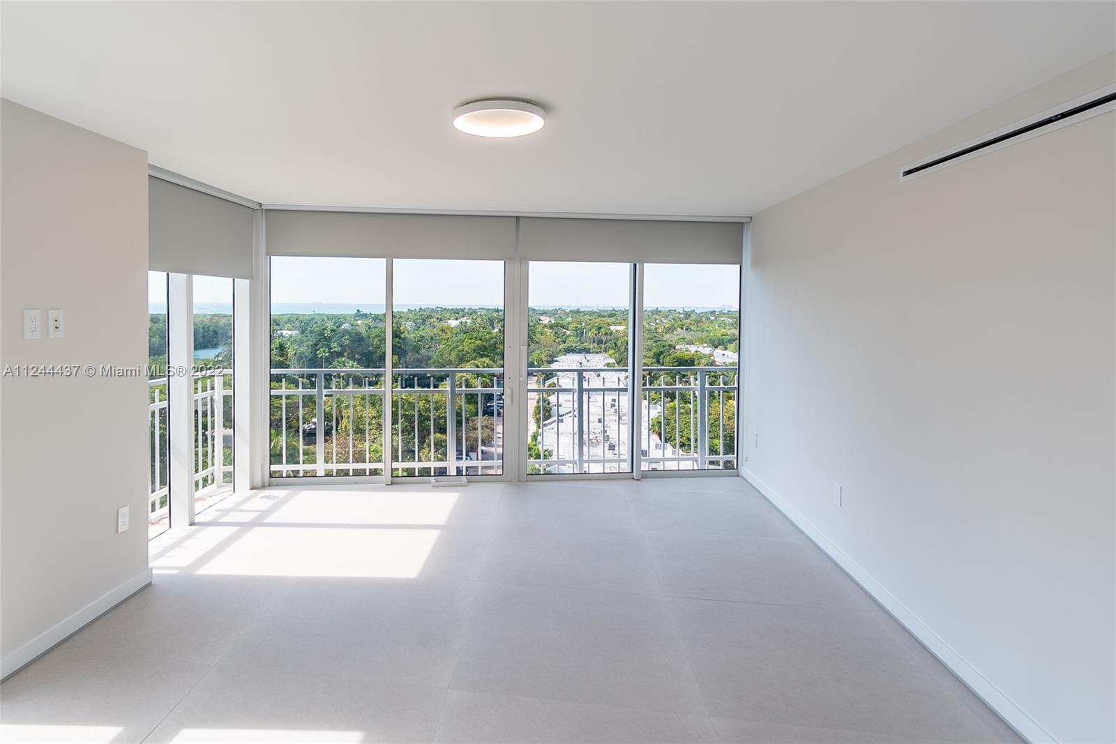 600 Grapetree Dr Unit: 9ES