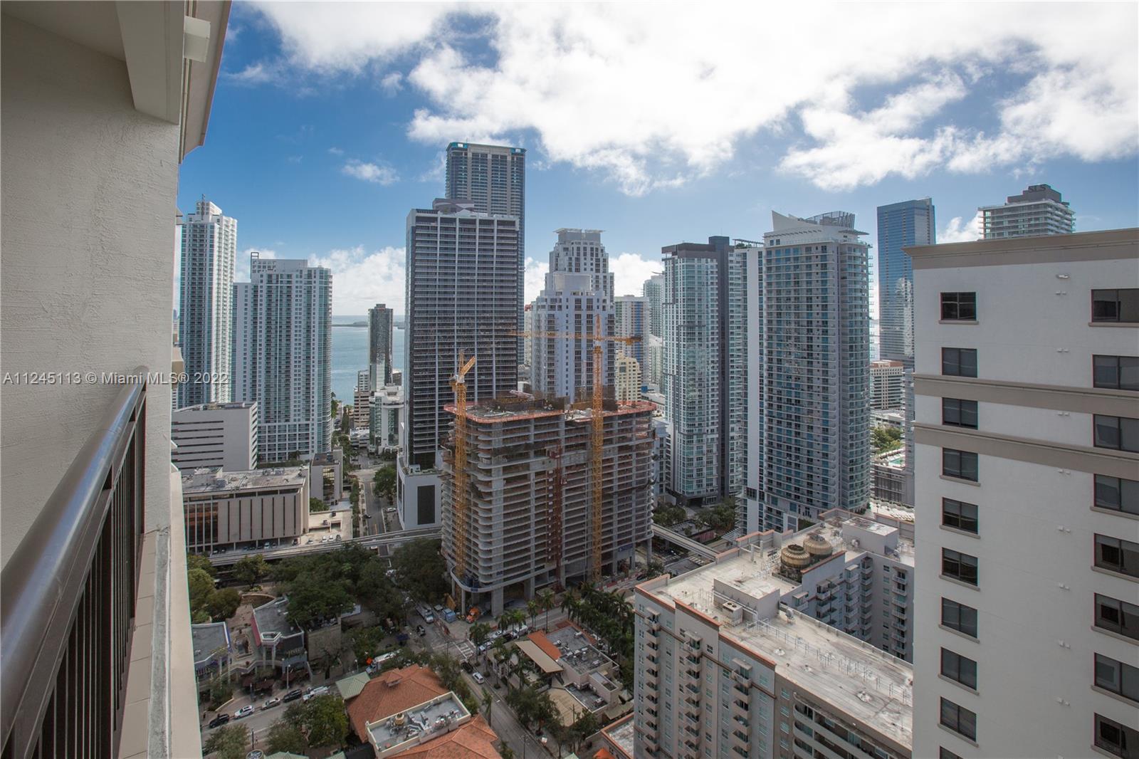 999 SW 1ST AVENUE Unit: UPH11