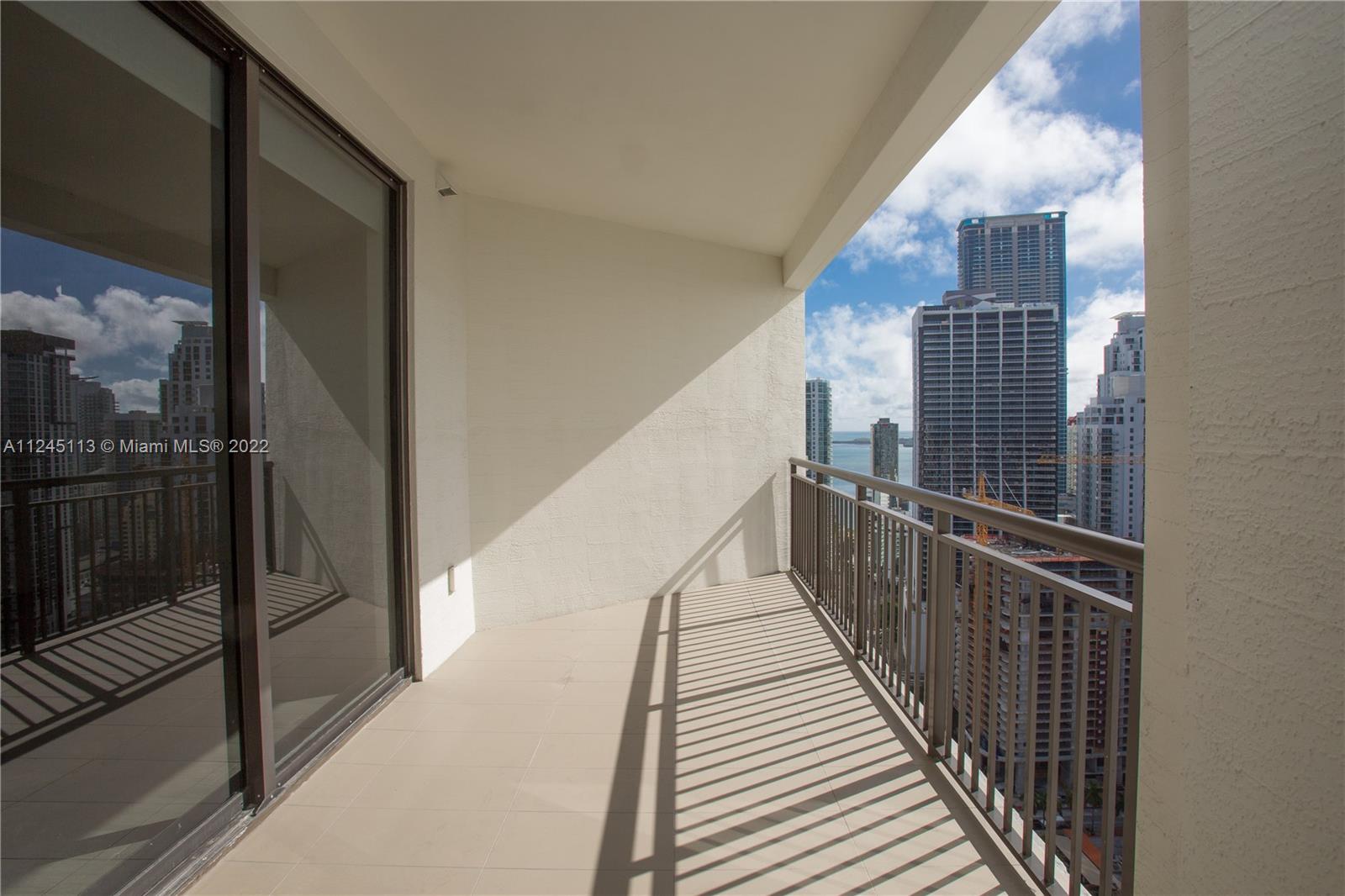 999 SW 1ST AVENUE Unit: UPH11