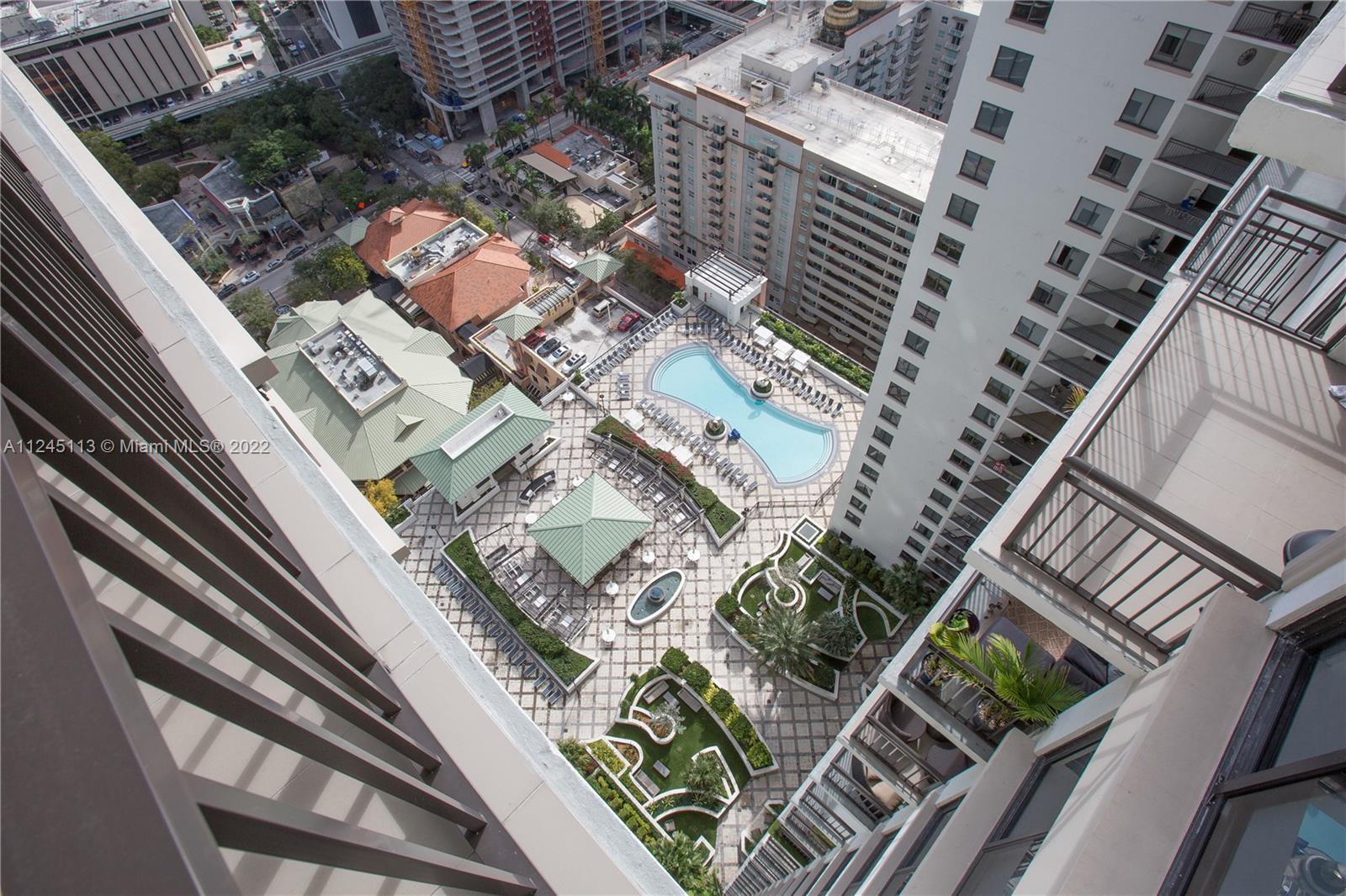 999 SW 1ST AVENUE Unit: UPH11
