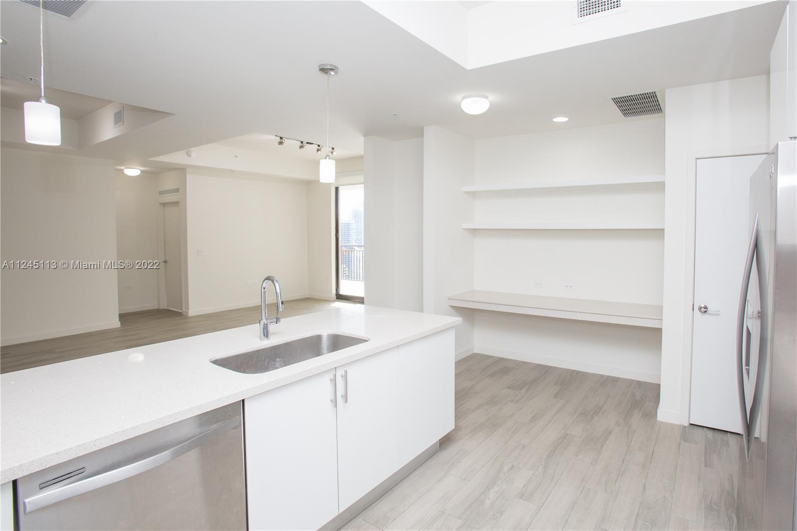 999 SW 1ST AVENUE Unit: UPH11