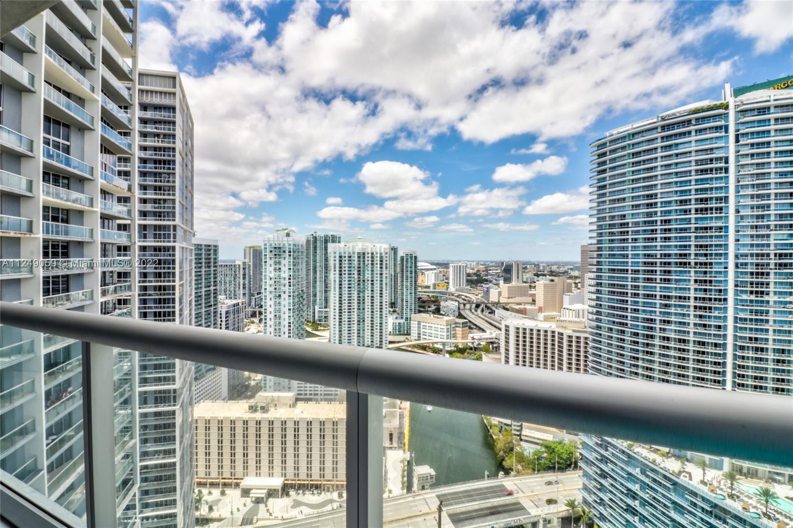 465 BRICKELL AVE # 3804