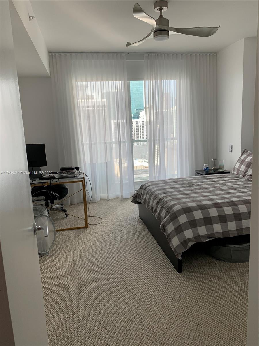 244 Biscayne Blvd # 2605