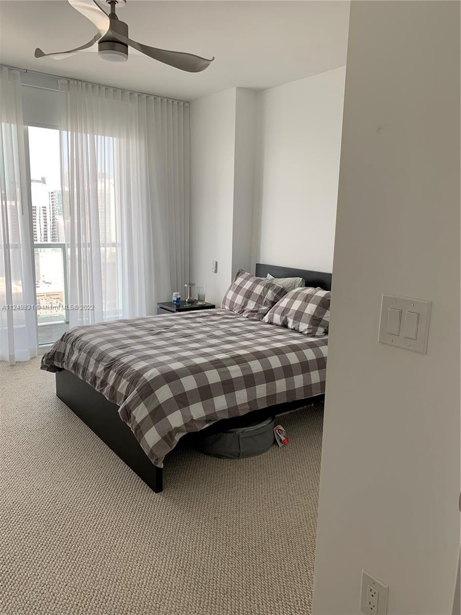244 Biscayne Blvd # 2605