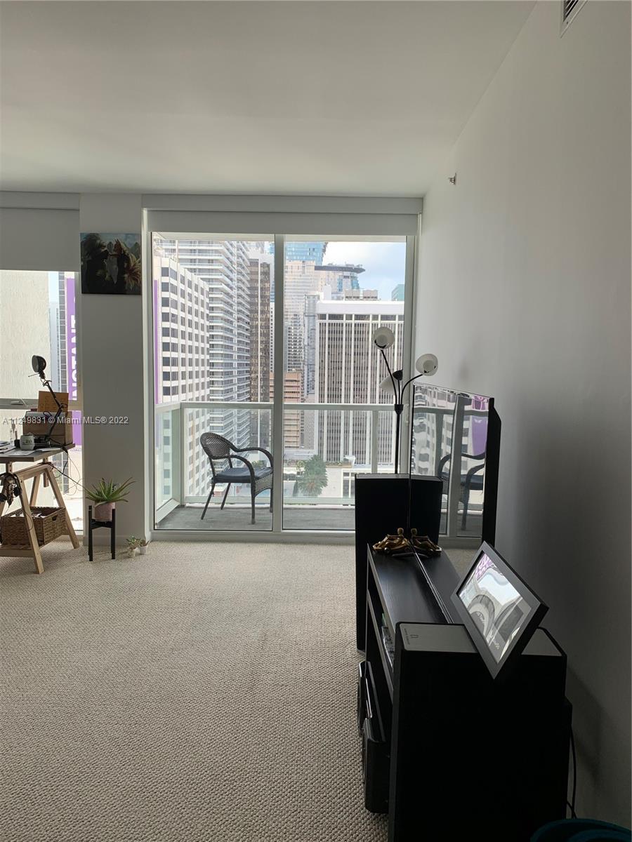 244 Biscayne Blvd # 2605