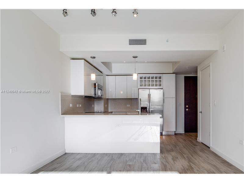 999 SW 1st Ave # 1708