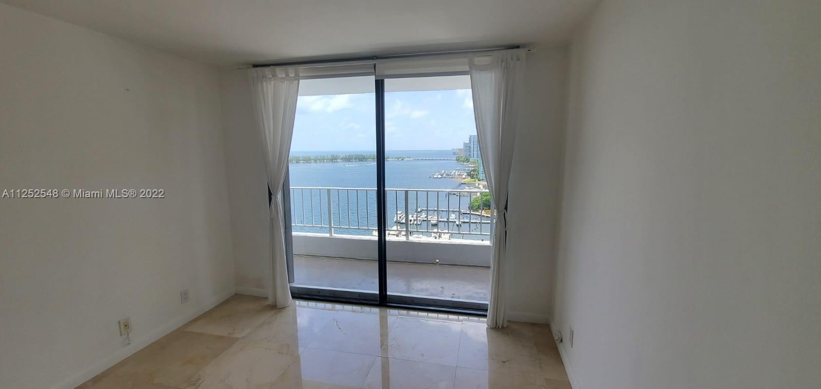 200 SE 15th Rd Unit: PHK