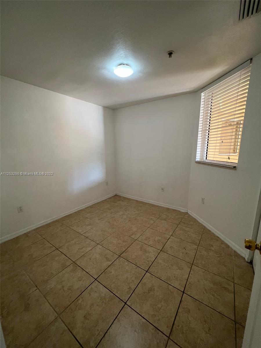 8900 NW 107 CT # 3 Unit: 108-3