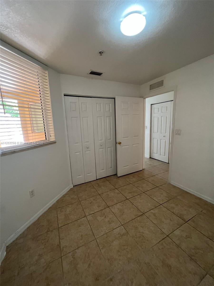 8900 NW 107 CT # 3 Unit: 108-3