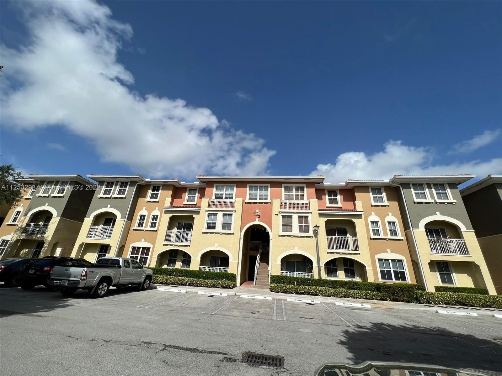 8900 NW 107 CT # 3 Unit: 108-3