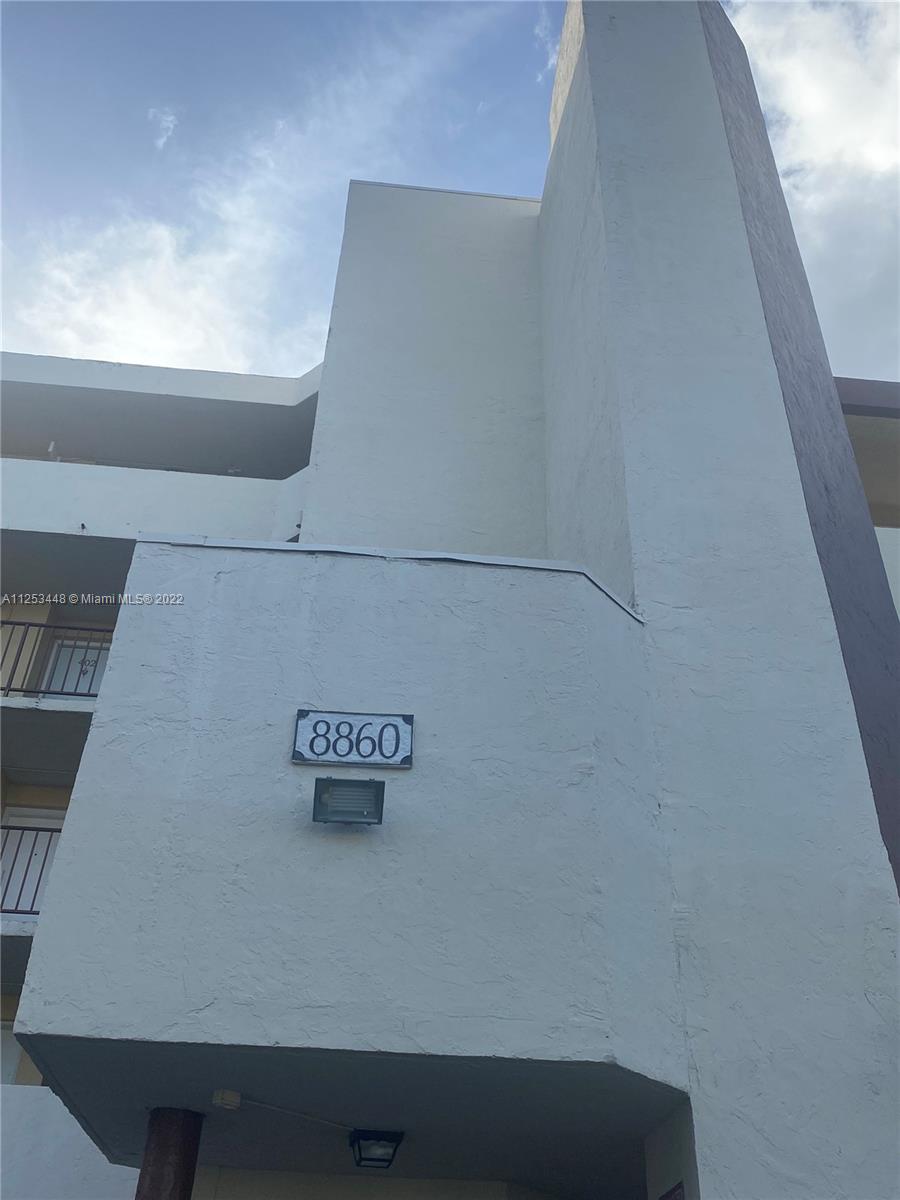 8860 Fontainebleau Blvd # 207