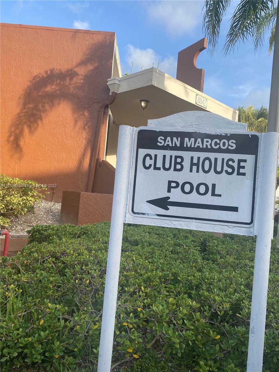 8860 Fontainebleau Blvd # 207