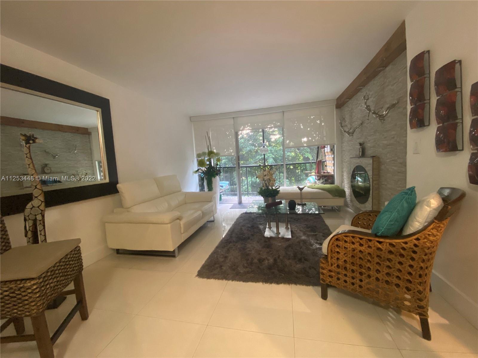 8860 Fontainebleau Blvd # 207