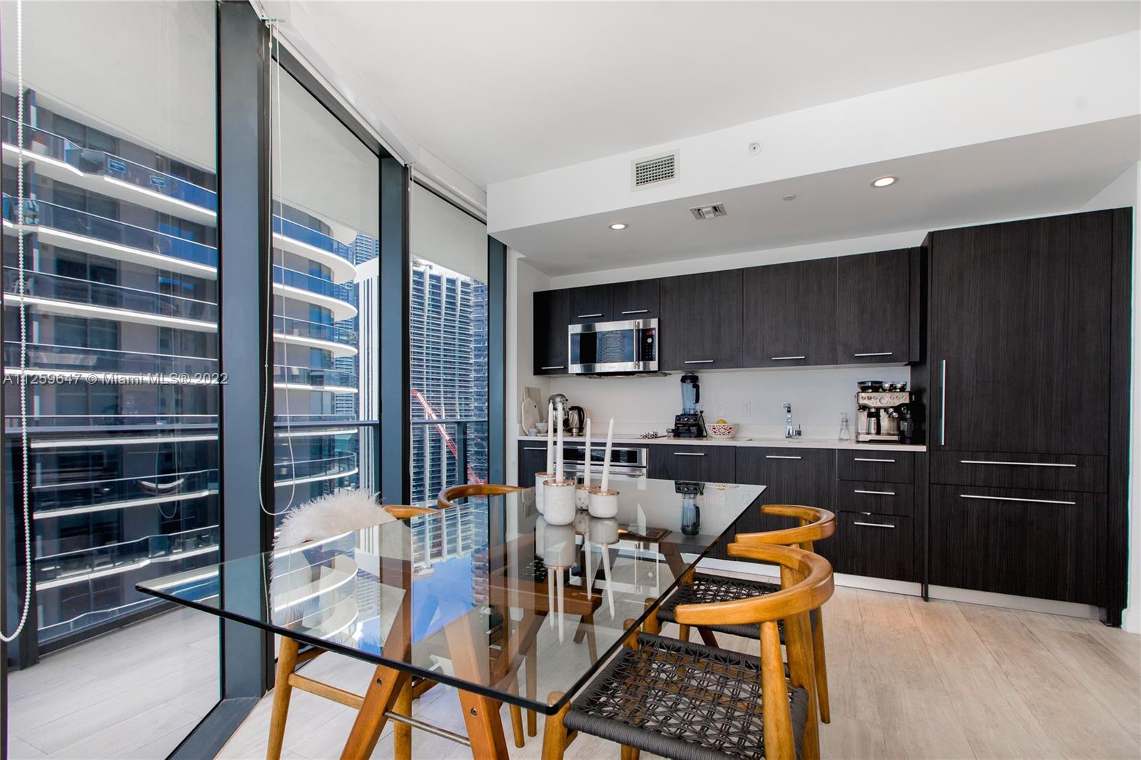 55 SW 9th St # 2501