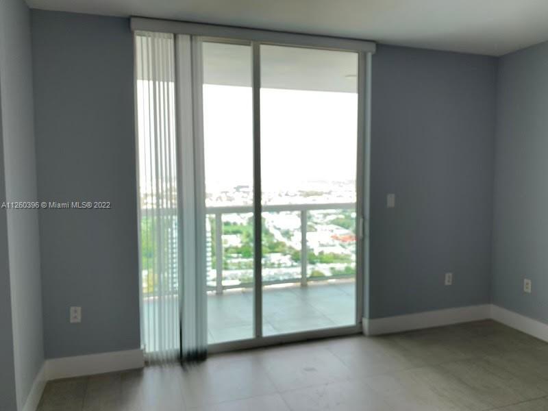 1800 N Bayshore Dr # 3502
