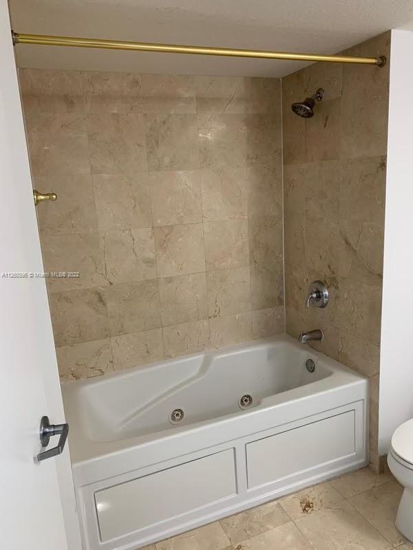1800 N Bayshore Dr # 3502