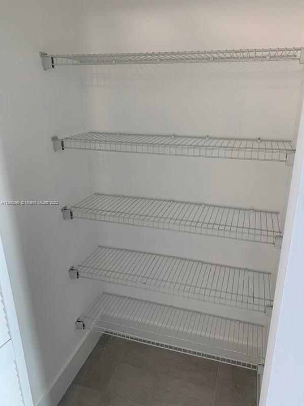 1800 N Bayshore Dr # 3502