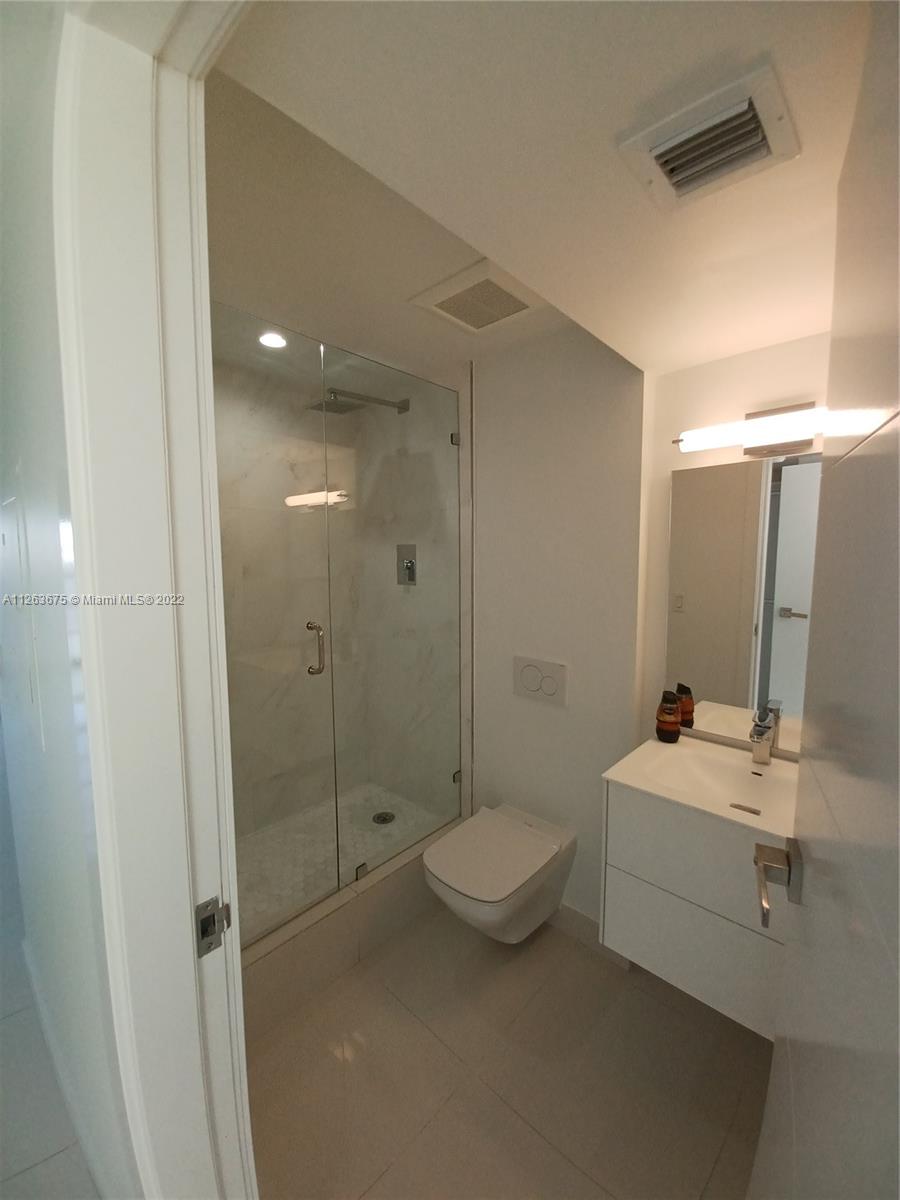 575 Crandon Blvd # 801