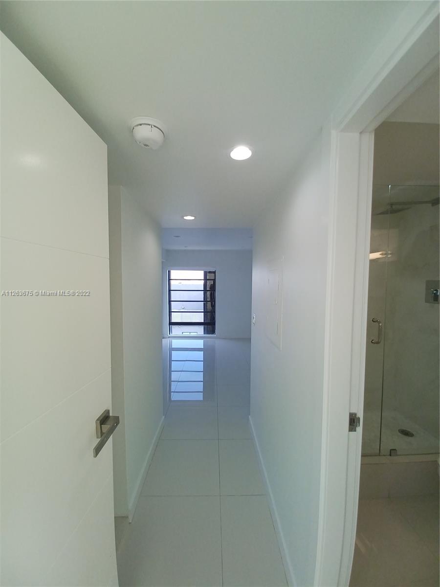 575 Crandon Blvd # 801