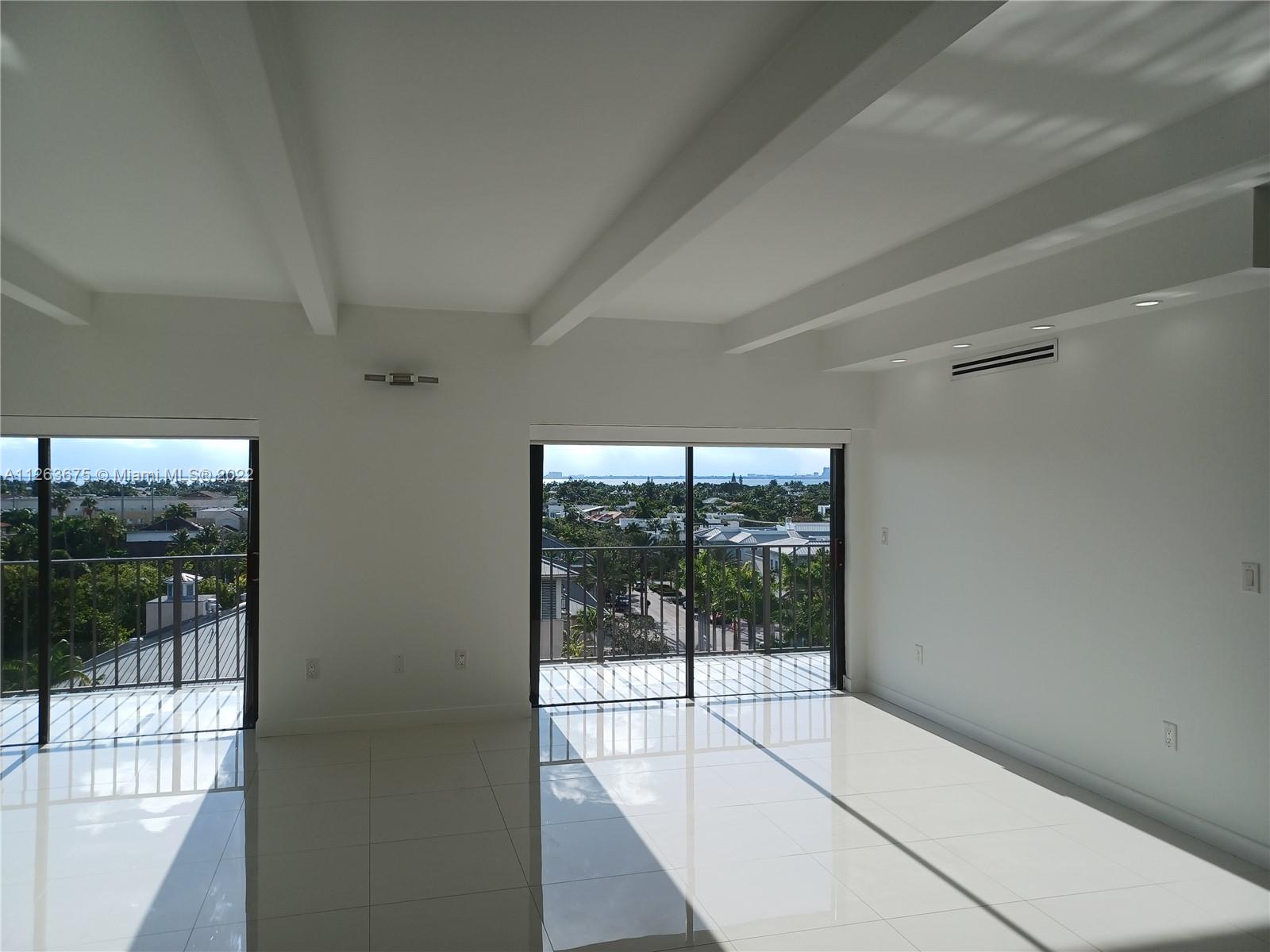 575 Crandon Blvd # 801