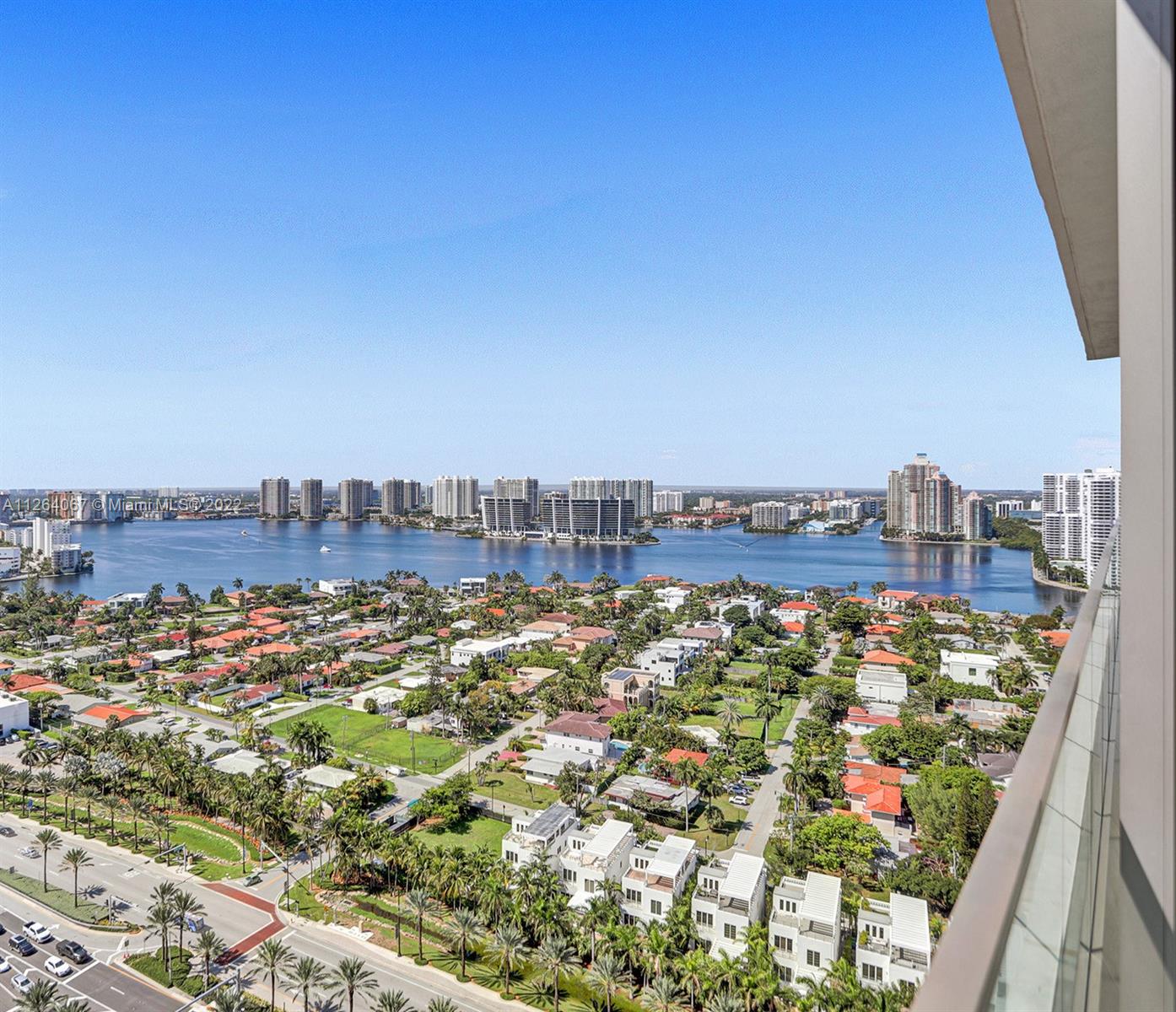18975 Collins Ave # 2204