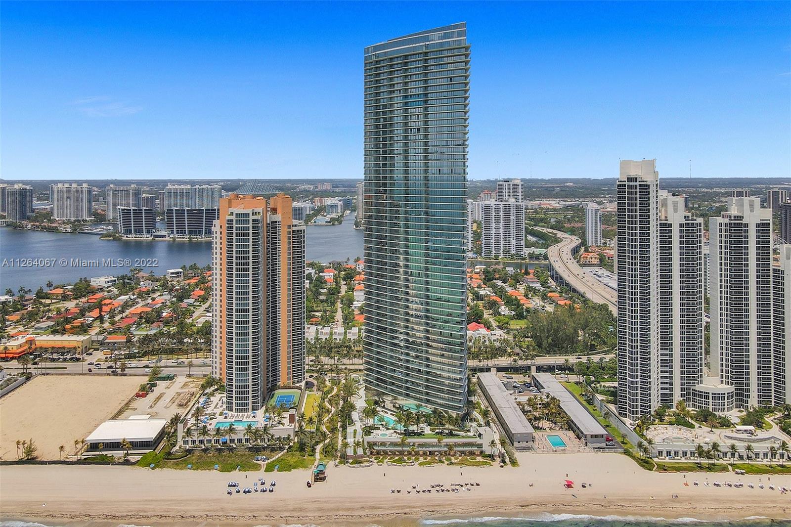 18975 Collins Ave # 2204