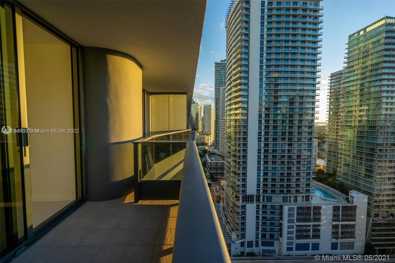 1000 Brickell Plz # 2706