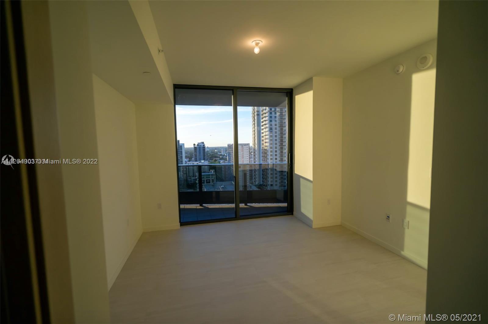 1000 Brickell Plz # 2706