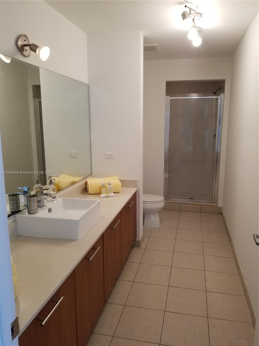 3301 NE 1st Ave # 1602