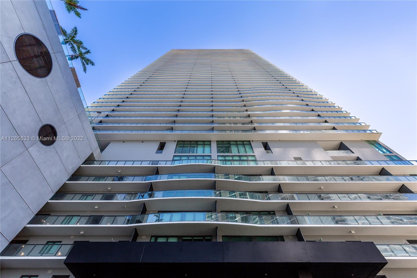 3131 NE 7 AVE # 3005